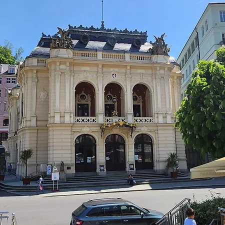 Centrum Divadelni *